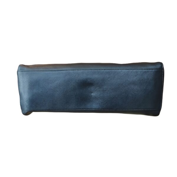 Stylish & Versatile Black Hand Bag - "OCEAN" Brand - Image 4