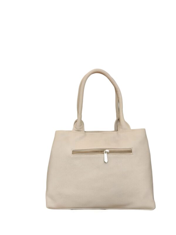Elegant Quilted Cream Handbag with Gold Hardware - Image 2