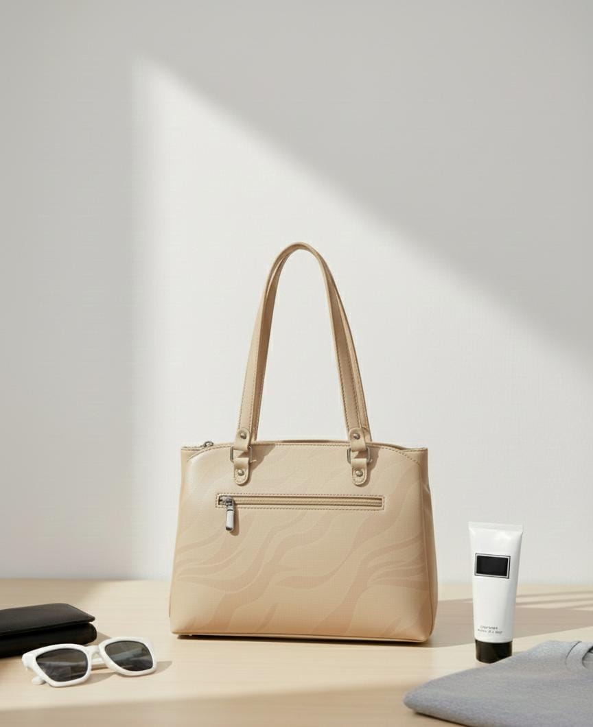 Chic Everyday Carry Faux Leather Shoulder Bag - Image 3